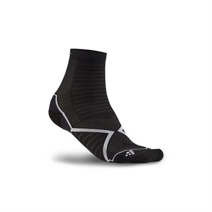Run Warm, Čierna